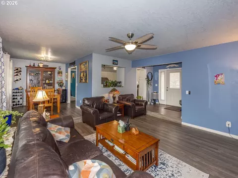 Other - 2331 SW 27th Dr, Gresham, OR 97080 photo 3 of 6
