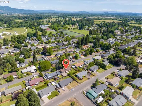 View/Area - 3820 Kendra St, Eugene, OR 97404 photo 7 of 8