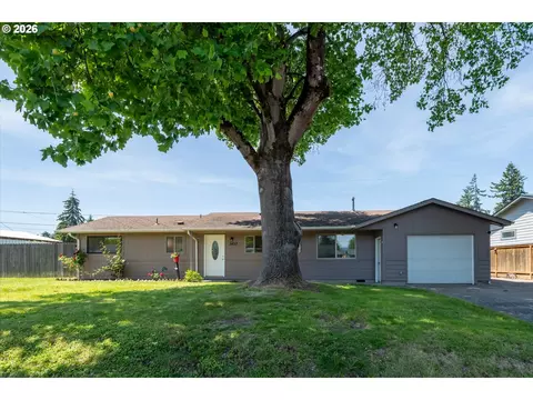 3820 Kendra St, Eugene, OR 97404