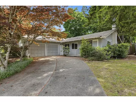 14320 SW Lisa Ln, Beaverton, OR 97005