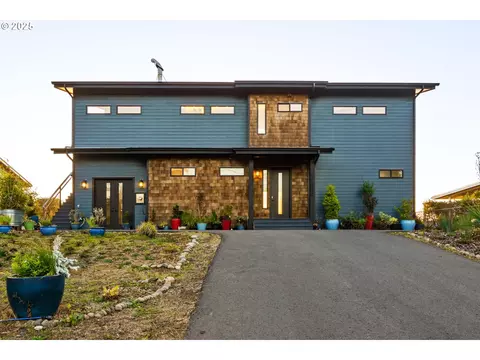 11000 NW Pacific Coast Hwy, Seal Rock, OR 97376