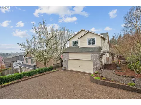 12322 SW Autumnview St, Portland, OR 97224