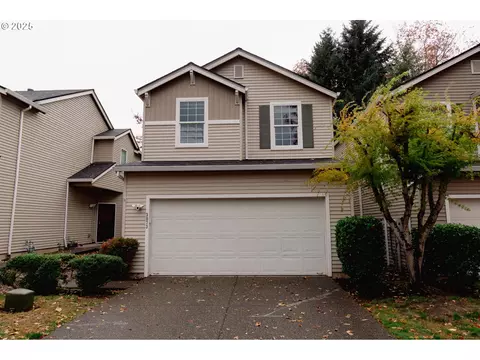 3073 SE Robin Cir, Hillsboro, OR 97123