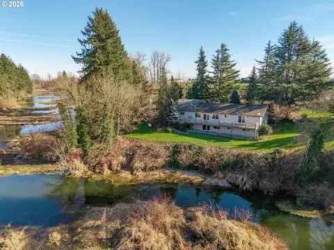 6503 Kinns Rd NE, Woodburn, OR 97071
