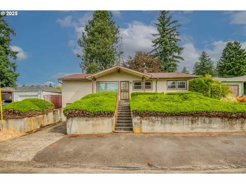 8625 NE Schuyler St, Portland, OR 97220