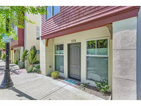 570 2nd St #2, Lake Oswego, OR 97034