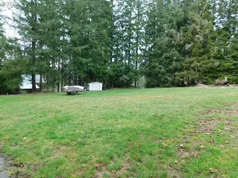 E B St, Vernonia, OR 97064