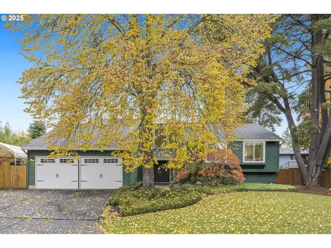 19895 NW Nestucca Dr, Portland, OR 97229