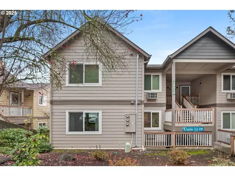 20030 Marigold Ct #15, West Linn, OR 97068