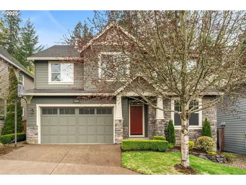 8841 SW Postrio Ct, Beaverton, OR 97007