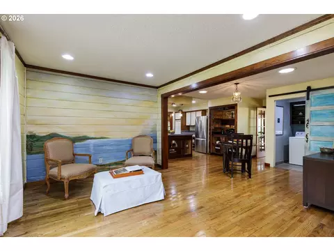 Living - 370 SW 4th St, Gresham, OR 97080 photo 5 of 5