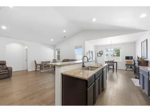 Other - 5775 Donohoe Ave, Eugene, OR 97402 photo 4 of 7