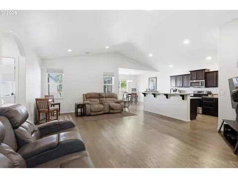 Living - 5775 Donohoe Ave, Eugene, OR 97402 photo 2 of 2