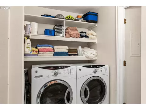 Other - 2625 Woodstone Pl, Eugene, OR 97405 photo 3 of 6