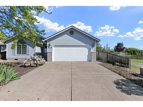 4018 Forsythia St, Springfield, OR 97478