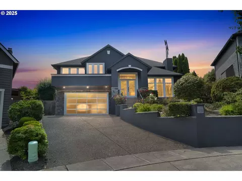 15900 SW Breccia Dr, Beaverton, OR 97007