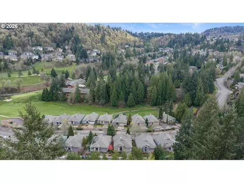 View/Area - 642 SE 38th Dr, Gresham, OR 97080 photo 1 of 1