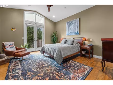 Bedroom - 642 SE 38th Dr, Gresham, OR 97080 photo 1 of 1