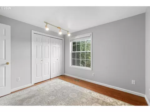 Bedroom - 2607 SW Pleasant View Dr, Gresham, OR 97080 photo 1 of 6