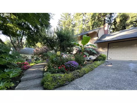 18978 Arrowwood Ave, Lake Oswego, OR 97035