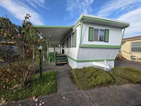34492 Berg Rd #11, Warren, OR 97053
