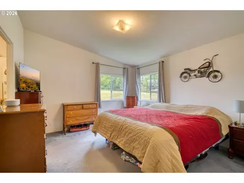 24915 Mosier Rd, Rainier, OR 97048 photo 9