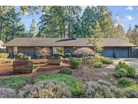 18914 Longfellow Ave, Lake Oswego, OR 97035