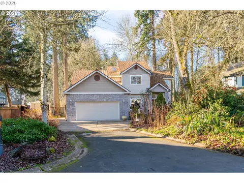 Exterior - 4366 Berry Ln, Eugene, OR 97404 photo 2 of 13