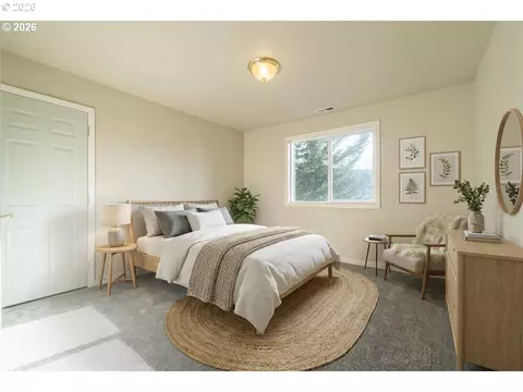 Bedroom - 4366 Berry Ln, Eugene, OR 97404 photo 4 of 4