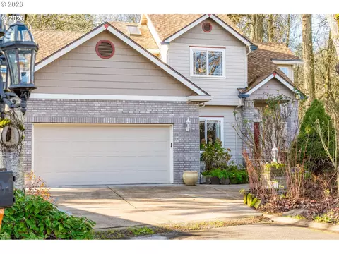 Exterior - 4366 Berry Ln, Eugene, OR 97404 photo 3 of 13