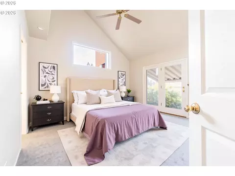 Bedroom - 4366 Berry Ln, Eugene, OR 97404 photo 1 of 4