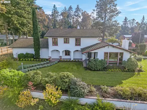 6850 Burnett St, Salem, OR 97317