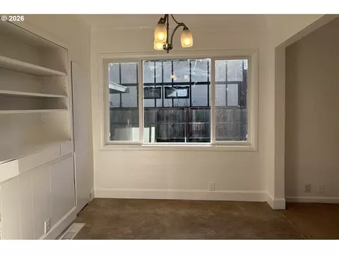 Living - 4733 E Amazon Dr, Eugene, OR 97405 photo 6 of 6
