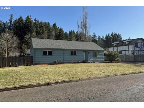Exterior - 4733 E Amazon Dr, Eugene, OR 97405 photo 7 of 7