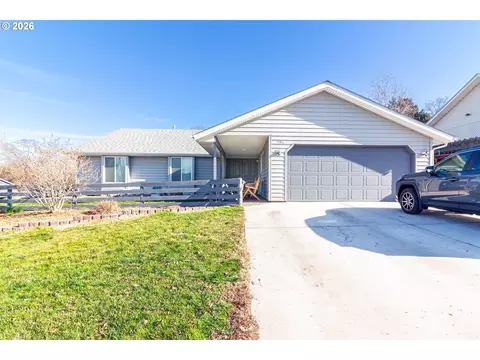 305 SE 9th Dr, Hermiston, OR 97838