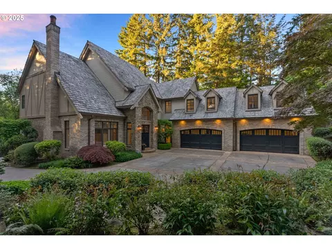 800 Terrace Dr, Lake Oswego, OR 97034