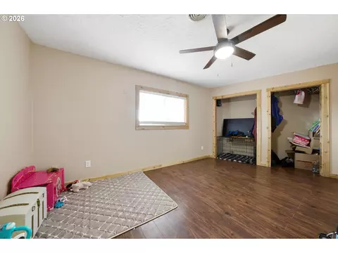 Other - 805 SW Mt Adams Ave, Boardman, OR 97818 photo 2 of 7