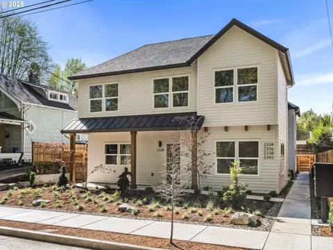 2334 N Kilpatrick St #1, Portland, OR 97217