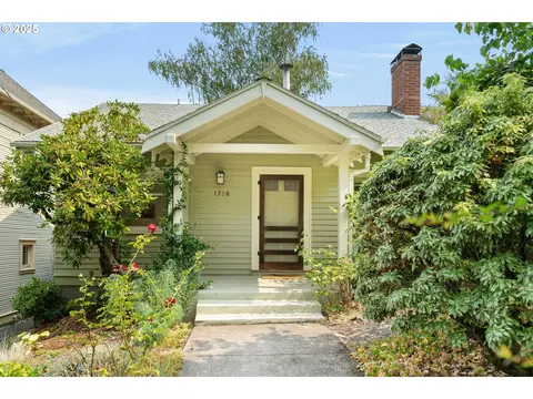 1716 NW 29th Ave, Portland, OR 97210
