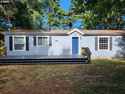 42371 Parkwood Dr, Port Orford, OR 97465