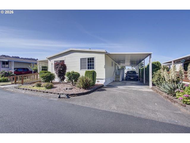 5400 Meeker Dr #30, Kalama, WA 98625