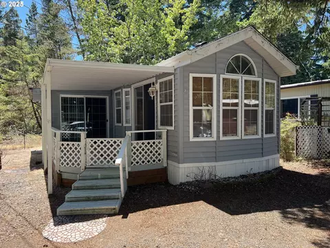 88875 Bayberry Ln #21, Florence, OR 97439