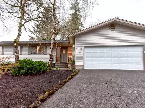 605 NW 98th St, Vancouver, WA 98665