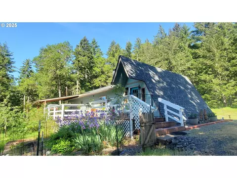 527 Old Homestead Dr, Oakland, OR 97462