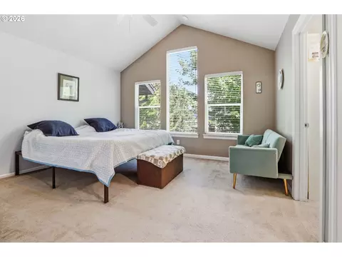 Bedroom - 1166 NE 5th St, Gresham, OR 97030 photo 1 of 4