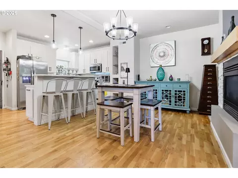 Dining - 1166 NE 5th St, Gresham, OR 97030 photo 2 of 2