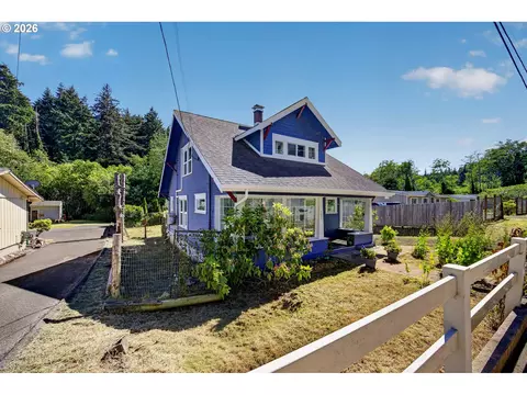 1421 Anderson Ave, Coos Bay, OR 97420