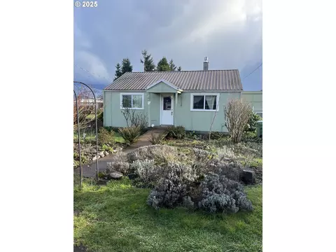 33138 Foster Ln, Cottage Grove, OR 97424