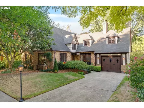 7441 SE 28th Ave, Portland, OR 97202