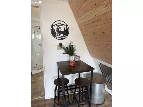 Dining - 112 E State St, Ukiah, OR 97880 photo 1 of 1